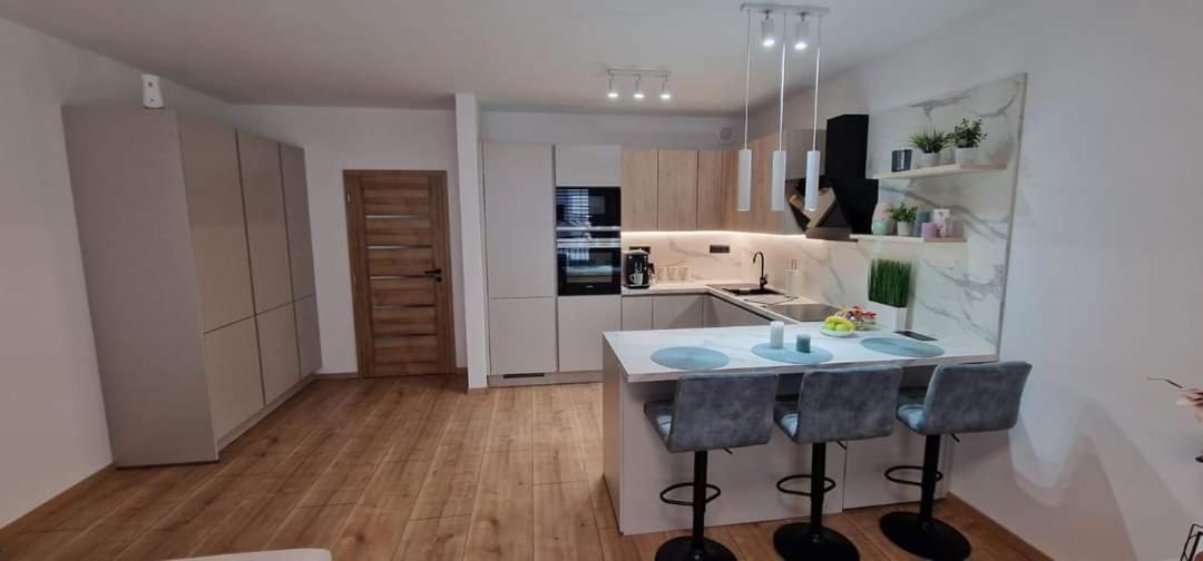 Apartament Novy Utulny Apartman Katka Rajecké Teplice Zewnętrze zdjęcie